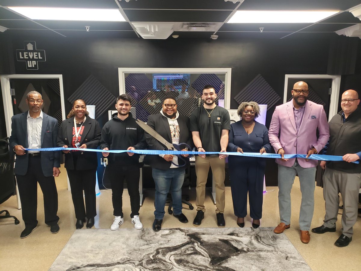 ywchamber's tweet photo. The #BigBlueScissors cut up some tracks at LV8 ribbon-cutting today... wait... they weren't actually supposed to CUT them?! 📷 https://t.co/sfBXrjn3DG