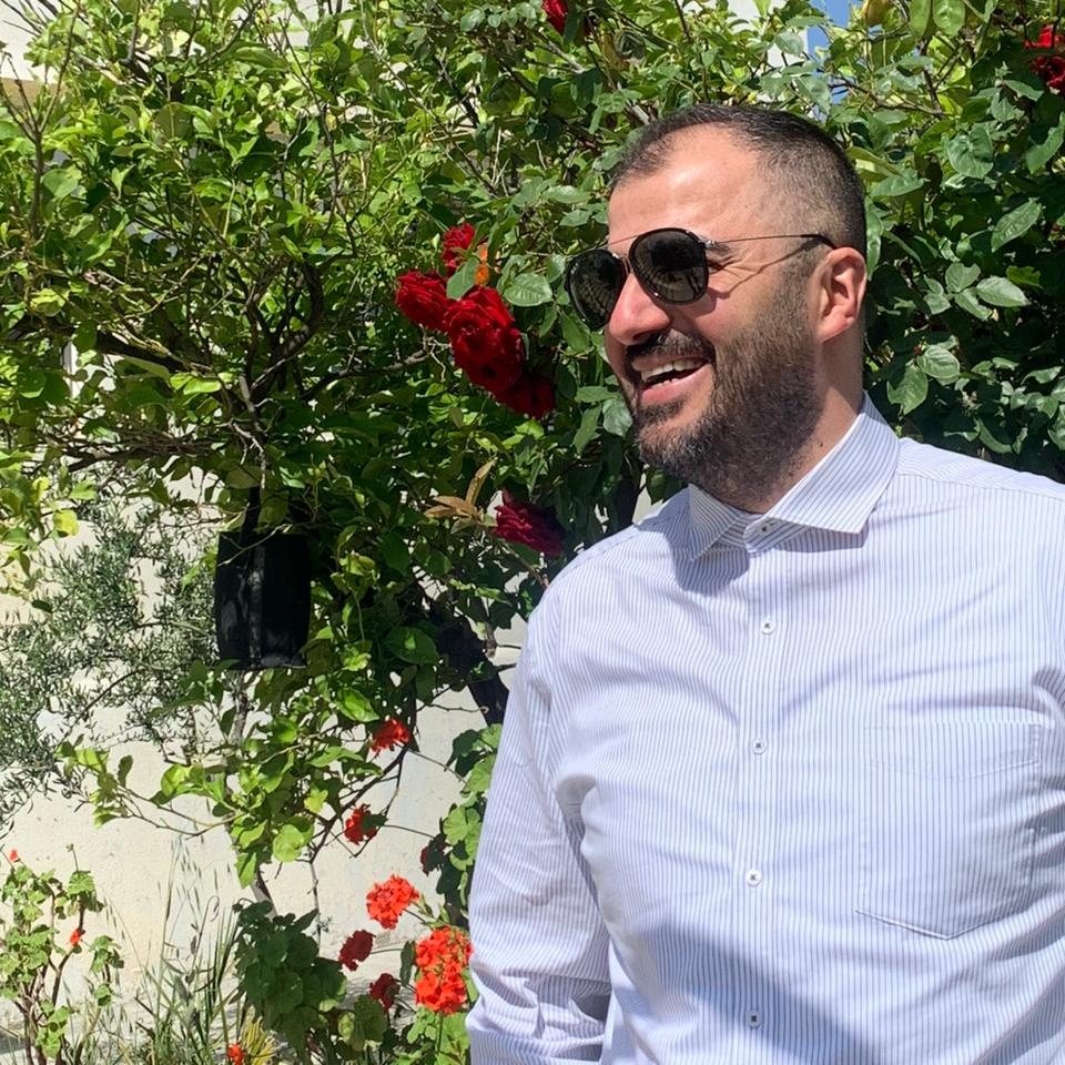 Gultlak's tweet photo. #NewProfilePic https://t.co/N7LiC790St