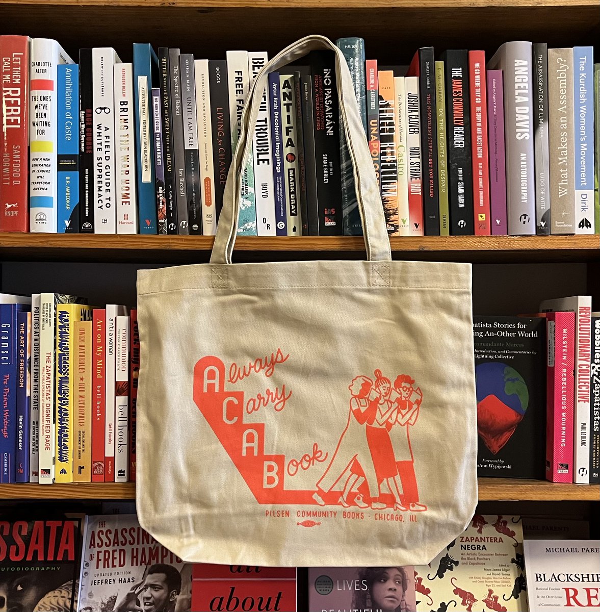 PilsenCommBooks's tweet image. Live on the website now! Printed by our friends at @gibsonprint if you need a little creamsicle joy. (Check out that union bug 😎)
pilsencommunitybooks.com/?searchtype=ke…