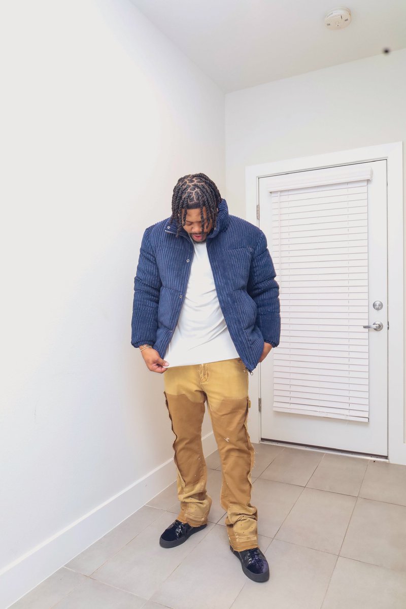 GWAPBOYTRE's tweet photo. Fuxk it. I’m baxk.😈 https://t.co/DvIMqI70Dp