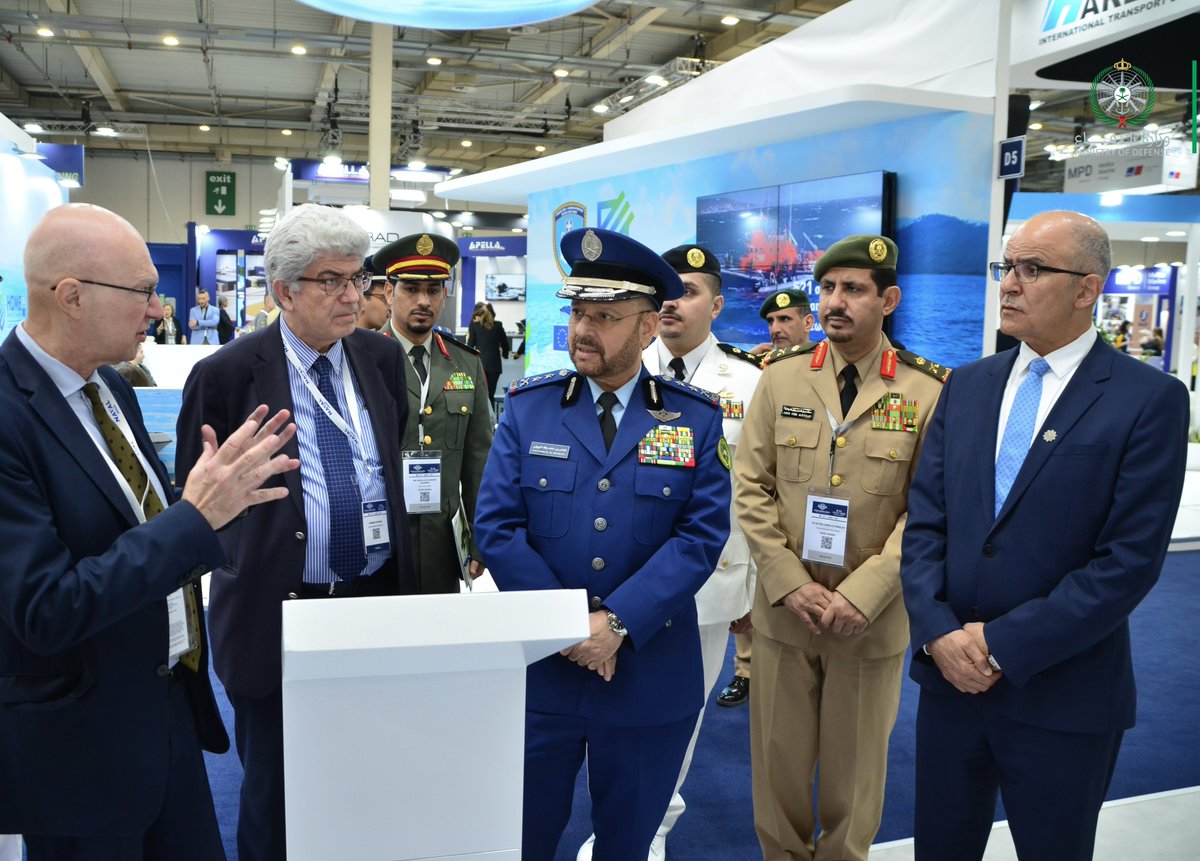 modgovksa's tweet photo. معالي رئيس هيئة الأركان العامة الفريق الأول الركن فياض الرويلي، يرأس وفد #وزارة_الدفاع المشارك في المعرض الدولي للدفاع والأمن «DEFEA» في العاصمة اليونانية أثينا. https://t.co/hucuvPGXKz