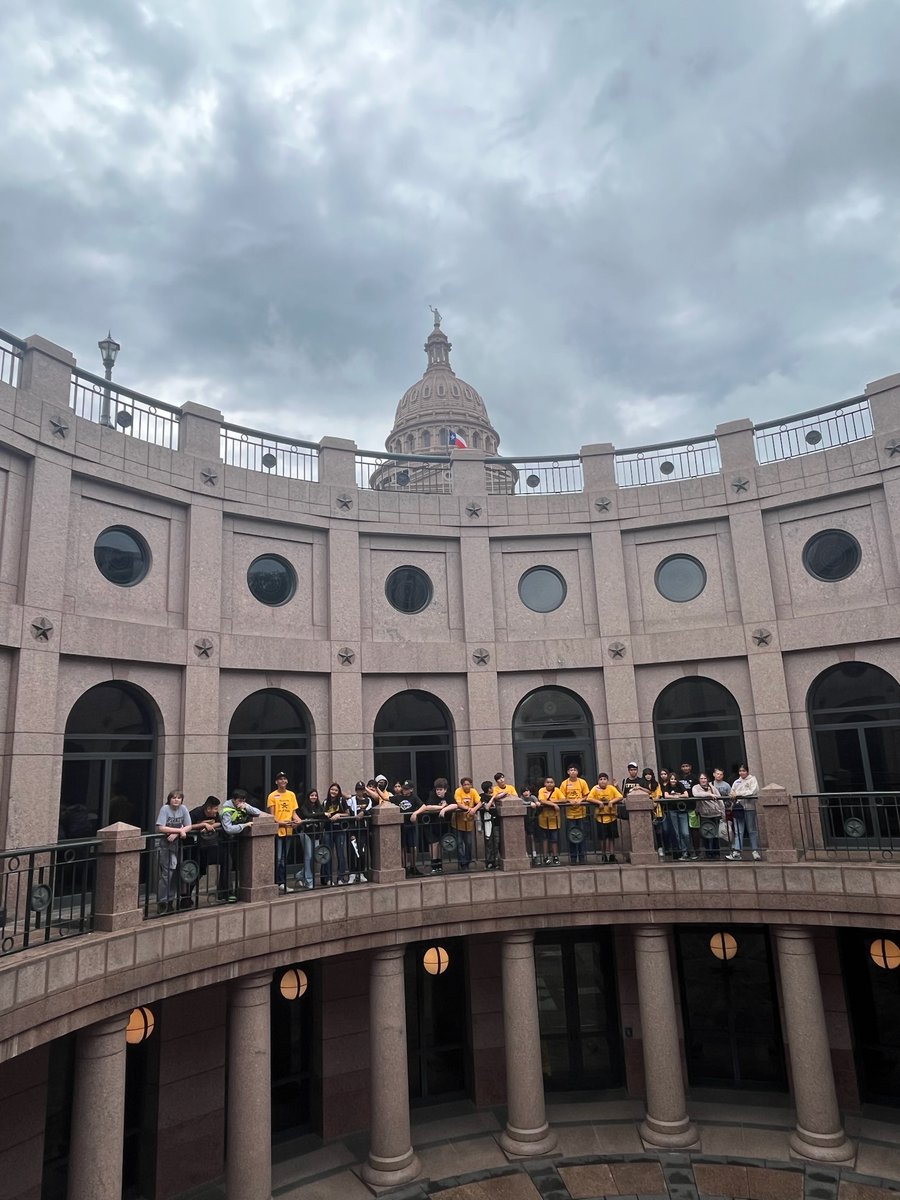 RaygosaMark's tweet photo. The 7th grade field trip to the Texas Capitol and the Bob Bullock museum was amazing.  The students had a great educational experience.  Big thanks to all the staff that helped out to make it happen for our students.  Pirate Pride! @lytlebuzz  @teachthefuture  @lytlesuptmcs https://t.co/zbOEvQf26i