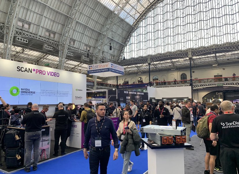 PerformanceIns's tweet image. Busy day at the @mediaprodshow for the team meeting clients and discussing others insurance queries, we are also giving away £500!!! There is still another chance to enter tomorrow, come to stand H25 to find out more

#win£500
#insurance
#advice
#MPS23