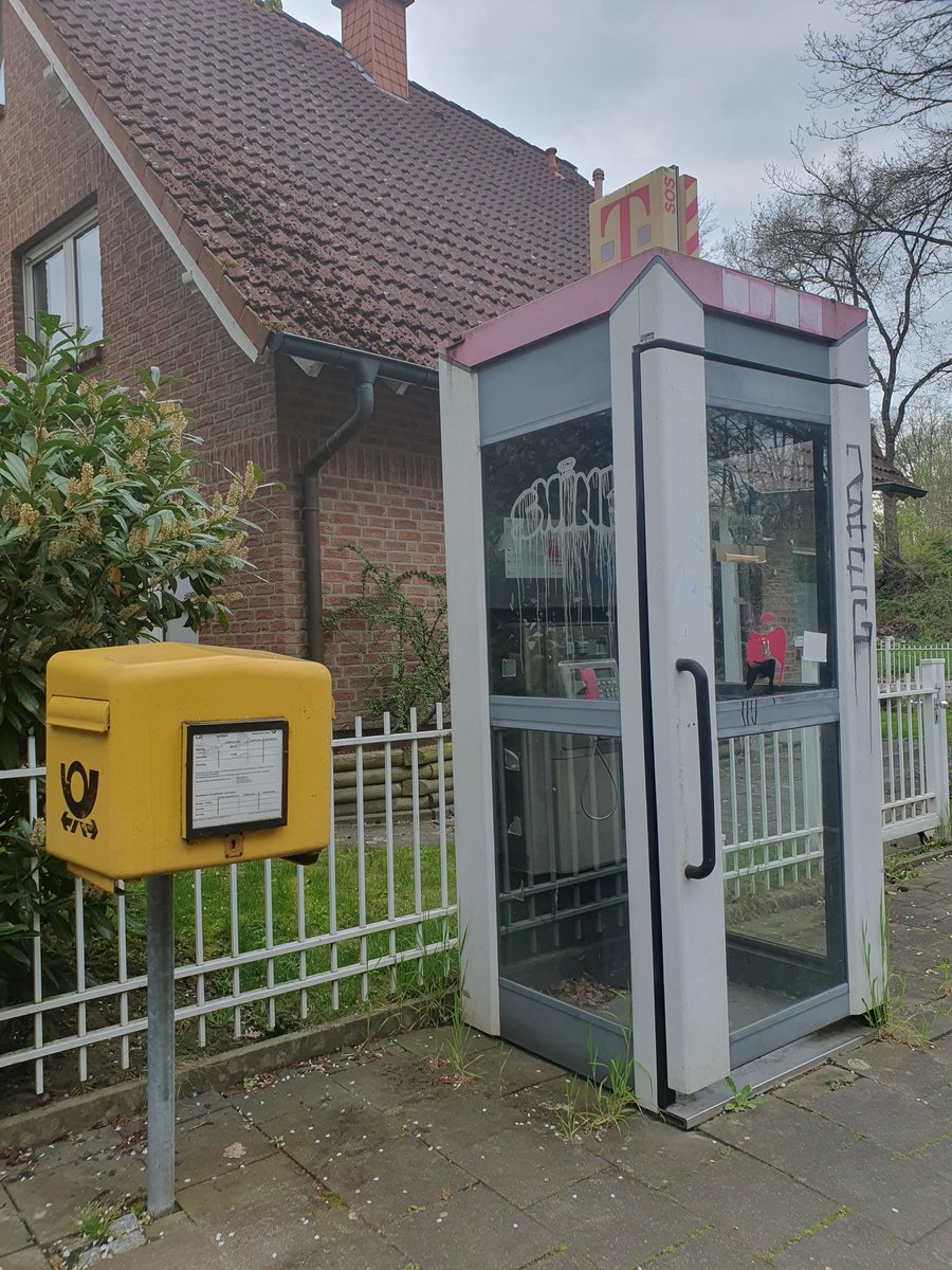 Superhuisvrouw's tweet photo. Collector items. Al 20 jaar 'spaar' ik plaatjes zoals deze. Over 10 jaar zijn ze zeldzaam.
#digitalewereld https://t.co/KP6VAZEQDa