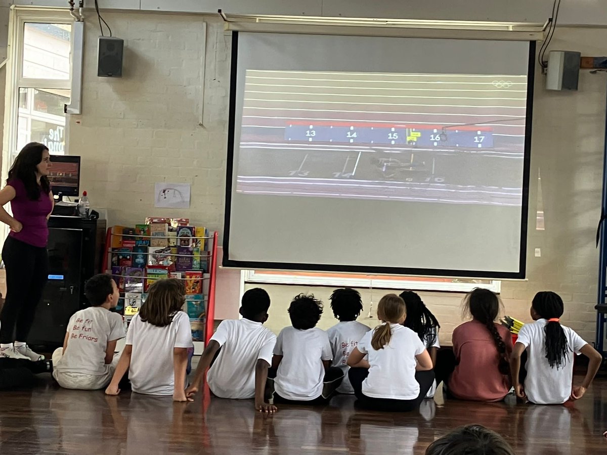LPESSN's tweet photo. 🤔 Thinking outside the box when introducing the technique of a triple jump in PE @FriarsSE1 today.
#triplejump #AthleticClub #PE #lessons #differenttechniques https://t.co/UxcHSed0w6