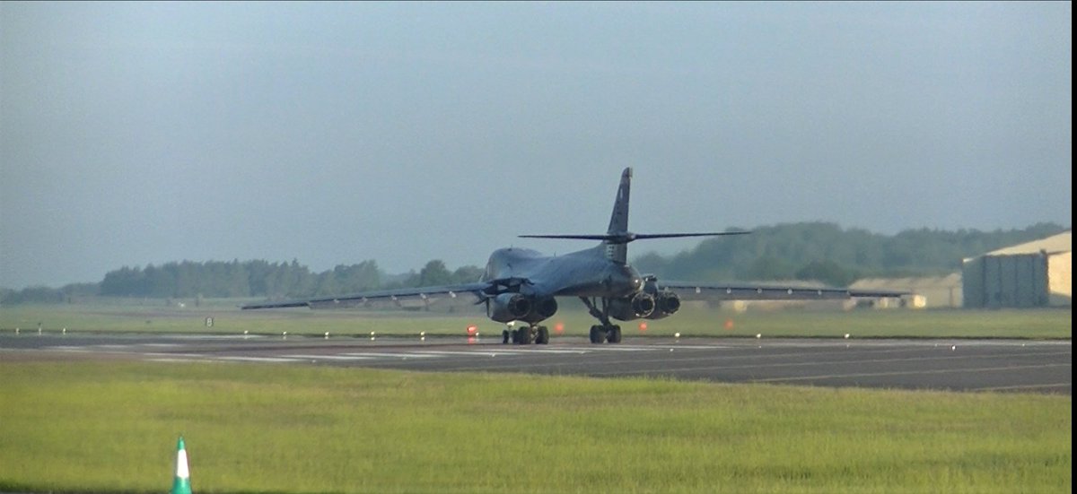 Saint1Mil's tweet image. Support flights expected in the coming days for the Dyess B-1s to #RAFFairford⏳a few past deployment pics #B1s