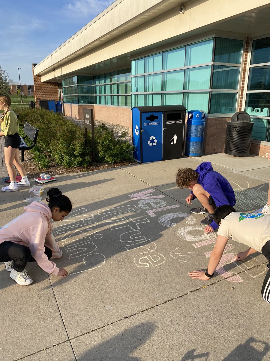 Amanda Frederick tweet media