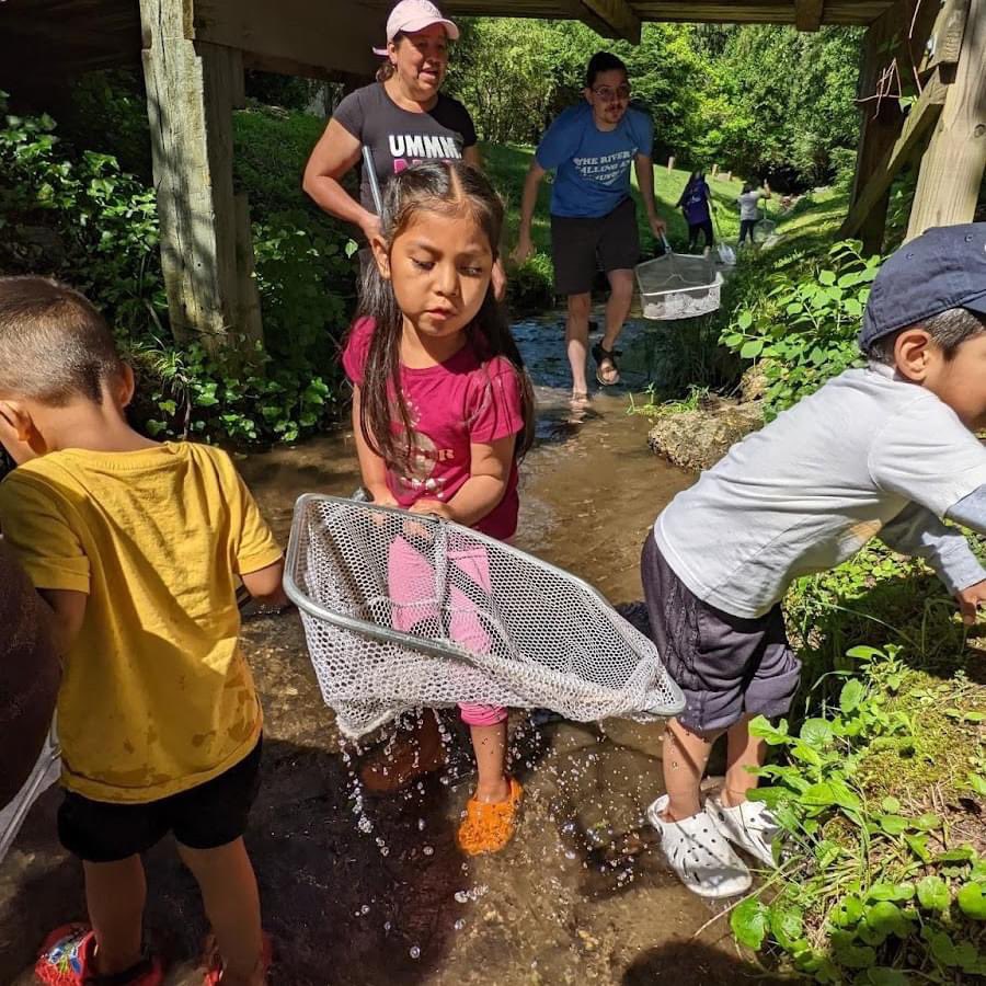 HCPSNC's tweet photo. Drum Roll, Please! 🥁

We are thrilled to announce that the HCPS Migrant Education Program received the 2022-2023 Outstanding Migrant Education Program Award from @ncpublicschools! 

Read more about the program and award on our website: https://t.co/HjdG4FfDV9 https://t.co/hg1kOKHA8V
