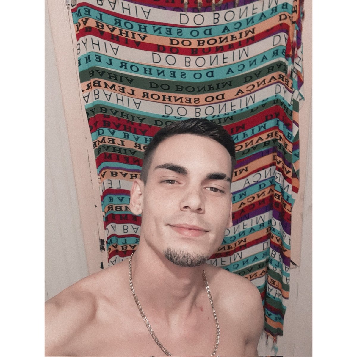 Giba_Hot's tweet photo. O rosto / o conteúdo 😈 https://t.co/6CQTec0SVK