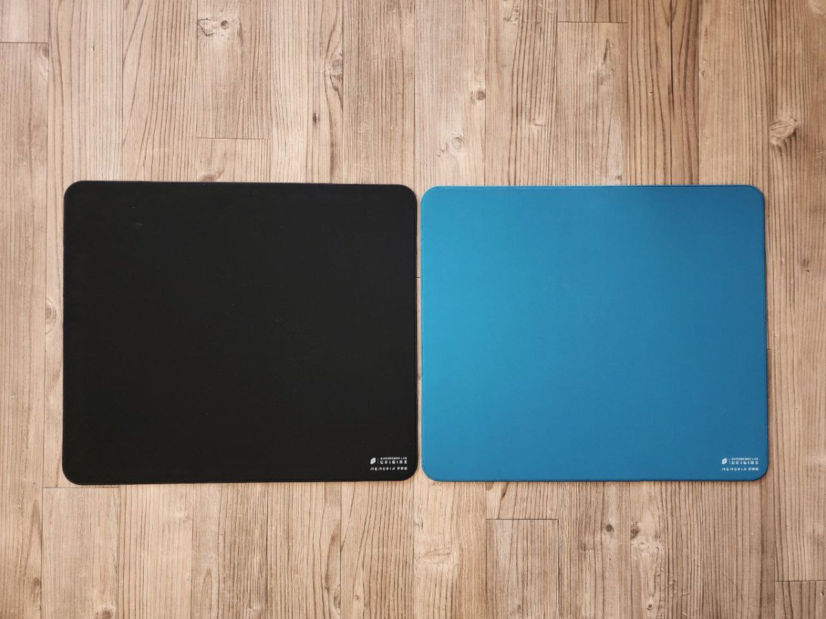 Memoria Pro:
✅Micro-woven textured cloth surface
✅490x420
✅3.5mm - SoftGlide (Polyurethane Foam)
✅Low profile stitching
✅Obisidian &amp; Erabelle's Blue

Preorder starts 5/15/23 11am pacific on superbeings.gg

More retailers announced soon. Packaging revealed after Ch