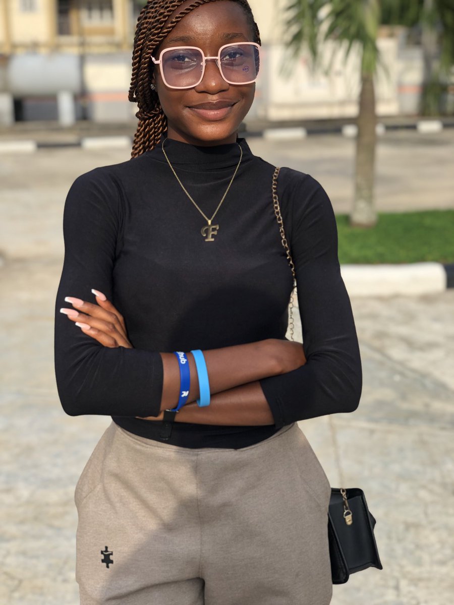 IamFavour27's tweet photo. I’m Favour Asuquo from Akwaibom State❤️
You? https://t.co/F0gqUqpK0C