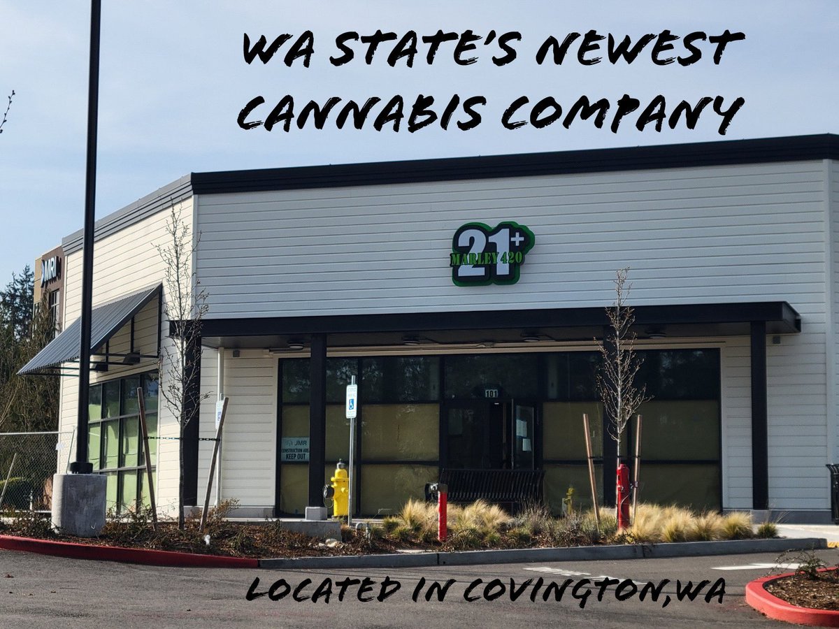 Marleyfour20's tweet photo. Brand new I-502 Legal Cannabis Store Located in Covington,Wa. #cannabissociety #champagnekush #legalcannabis #trooicanacookies #weddingcake
#topshelf #kush #smoke #kush #stoners #grow #loud #frostfactory #dank #high #terpsanddiamonds #dabbing #cannabisconcentrates https://t.co/vkPgS5qua1