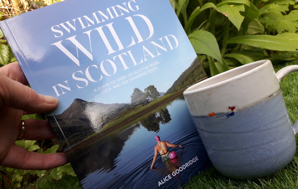 Oooo...a lovely new swimming book plopped thro my letterbox today - time for a cuppa and virtual swim 🏊‍♀️
Thx @SwimWildUK @VertebratePub