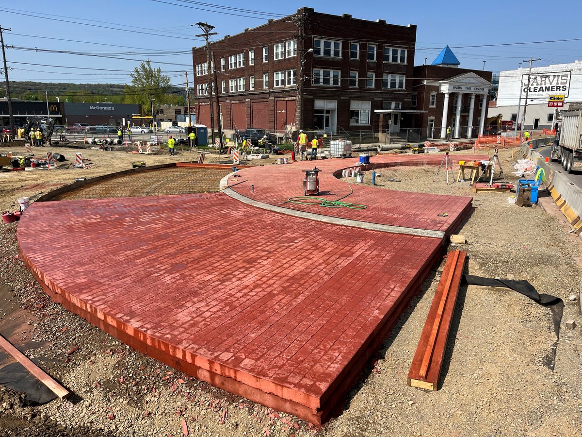 511PA Erie on Twitter "Work continues on the superload truck apron of the Market Street