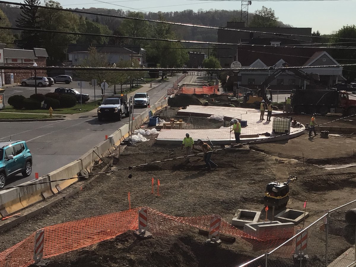 511PA Erie on Twitter "Work continues on the superload truck apron of the Market Street