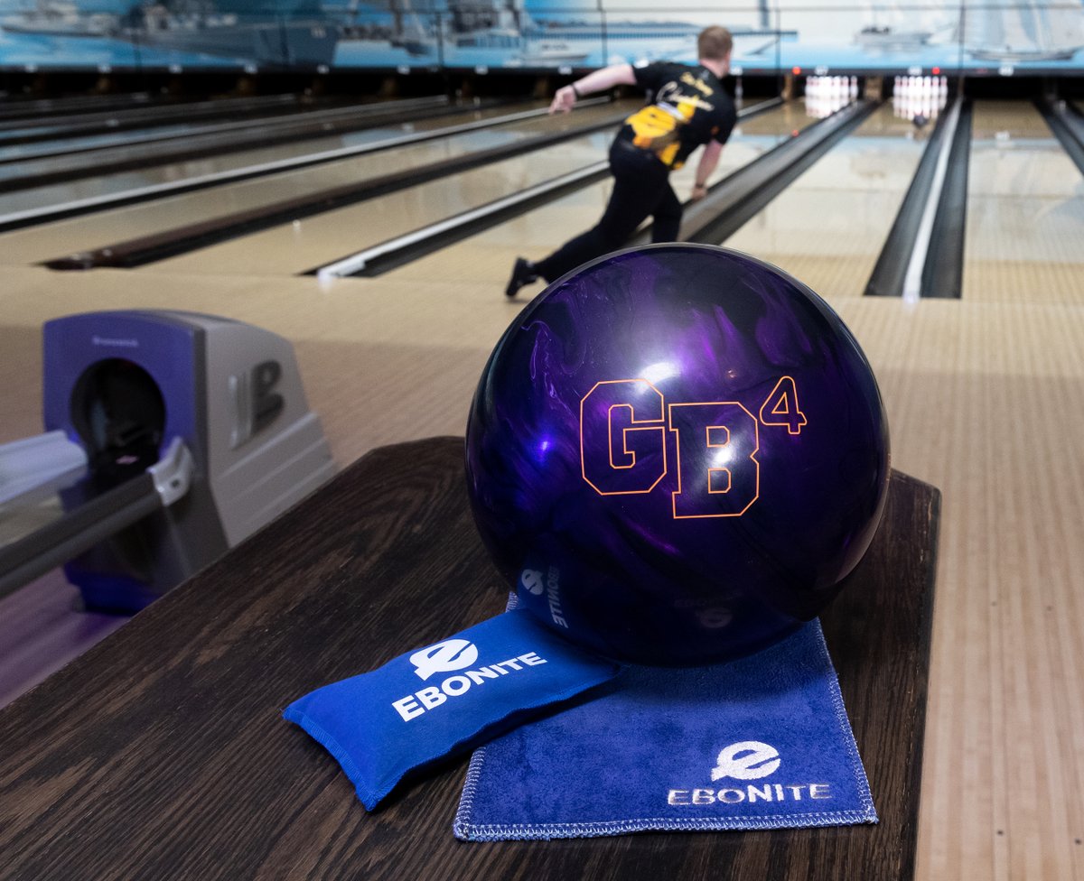 EboniteBowling's tweet photo. When you bowl, bowl to win!
#EboniteBowling #BowlToWin #GB4Hybrid 
#HyperKinetic22 #HK22 https://t.co/u4RkxnohgX