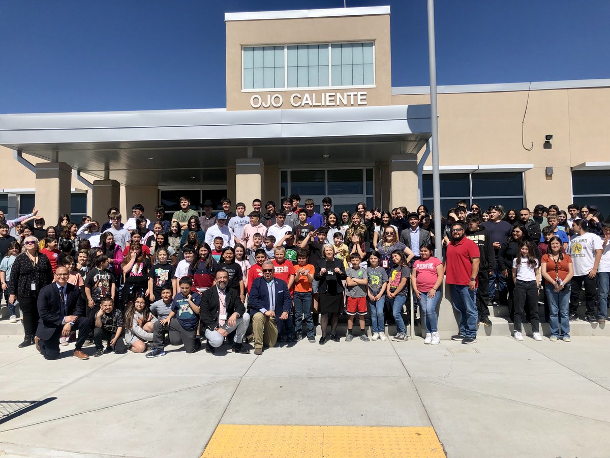 GovMLG's tweet photo. I had a great time talking to 4th, 5th, &amp; 6th graders at Ojo Caliente Elementary School yesterday. Thank you for sharing your classroom with me, and thank you to @mvtrojans for the invitation. I learn from students every time I visit schools in our great state! https://t.co/ABe10E98NF