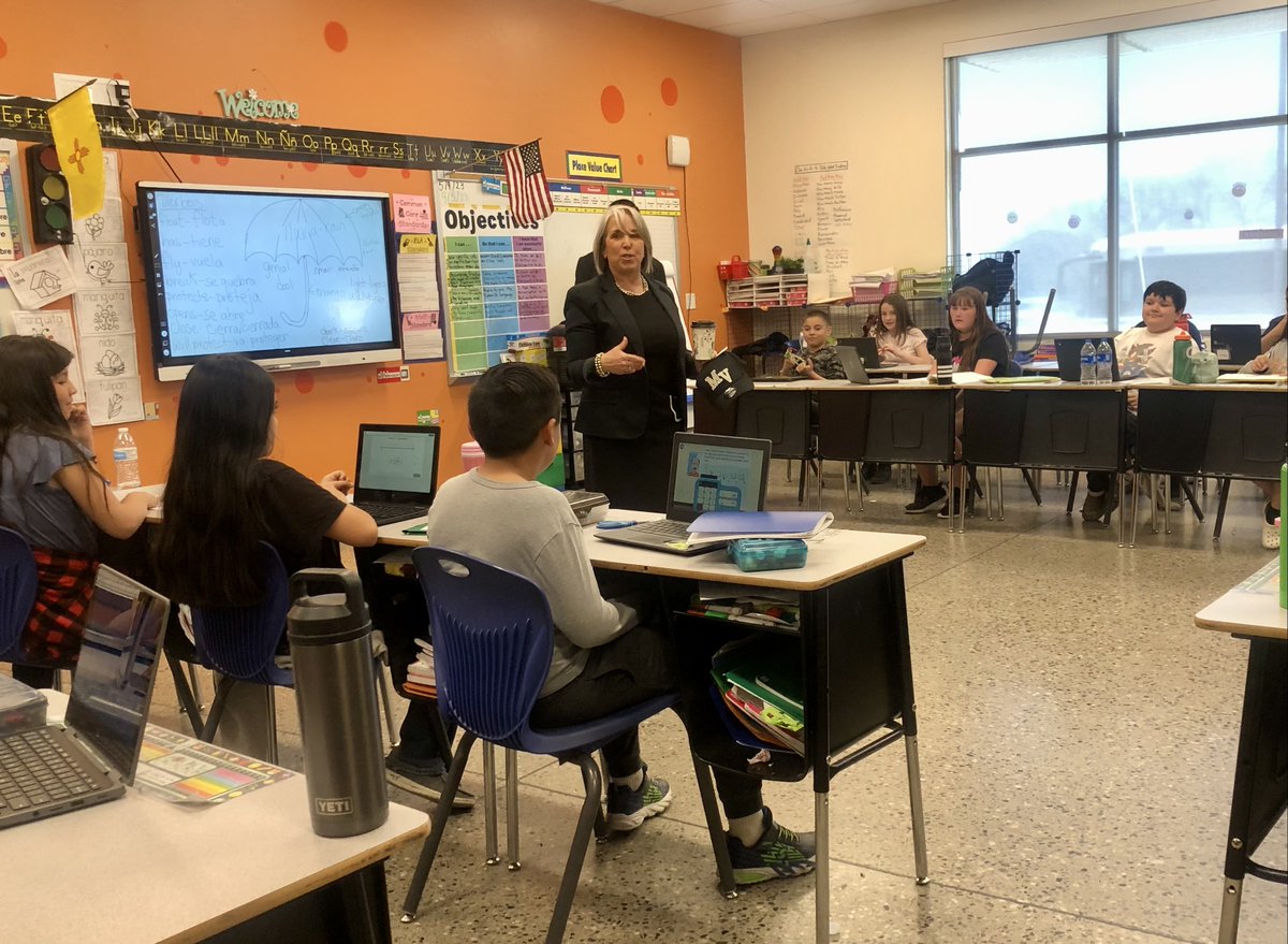 GovMLG's tweet photo. I had a great time talking to 4th, 5th, &amp; 6th graders at Ojo Caliente Elementary School yesterday. Thank you for sharing your classroom with me, and thank you to @mvtrojans for the invitation. I learn from students every time I visit schools in our great state! https://t.co/ABe10E98NF