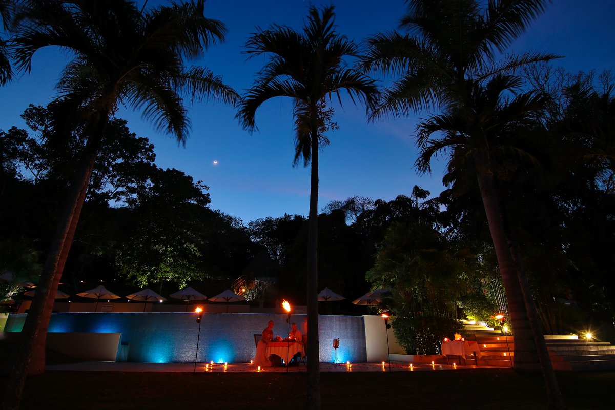 Romantic Getaways? Yes, please 🌺 Let your love bloom under the stars surrounded by nature 🌿

#chaacreek #romanticgetaway #belize #travel #travelbelize