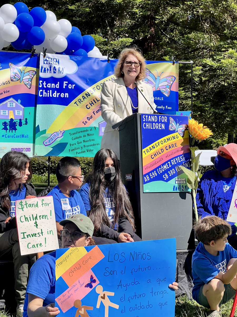 ramirejo's tweet photo. Incredible day hanging with our partners @ParentVoicesCA at their #Stand4Children23 day!
@CAgovernor @GavinNewsom the time is now to #FixChildCareCA and #TransformChildCare.
Let’s get this done. 🦋💙🦋💙🦋 https://t.co/mkXWQA3JHN