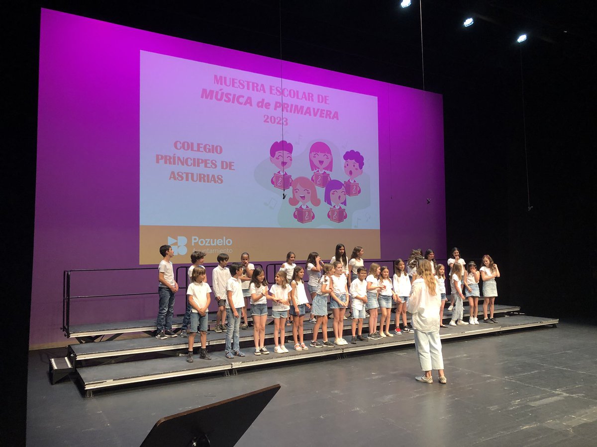 CEIPSOPPA's tweet photo. Muchas actividades para un solo día…

✅ Sexto de Primaria están inmersos en el rodaje de una película con ayuda de profes, voluntarios y madres 🎬

✅ Exposición del Concurso de Bookface #DiaMundialdelLibro 📚

✅ Actuación del Coro Escolar en el Mira Teatro @ayto_pozuelo https://t.co/YT1fekeiid