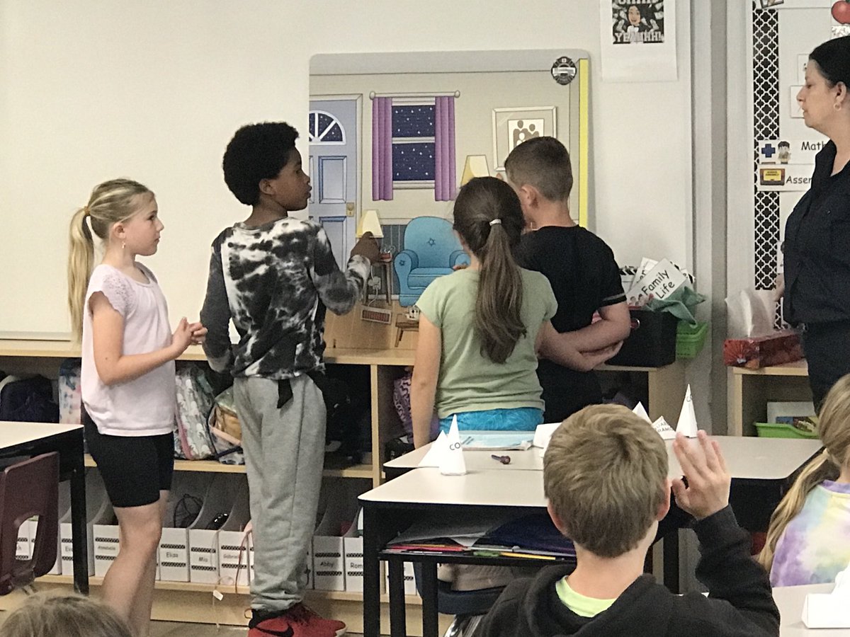 OurLourdes's tweet photo. Thank you to the Middlesex Centre Fire Services for coming and chatting with our Grade 3 students about fire safety today. https://t.co/kjNYYUc2Rf