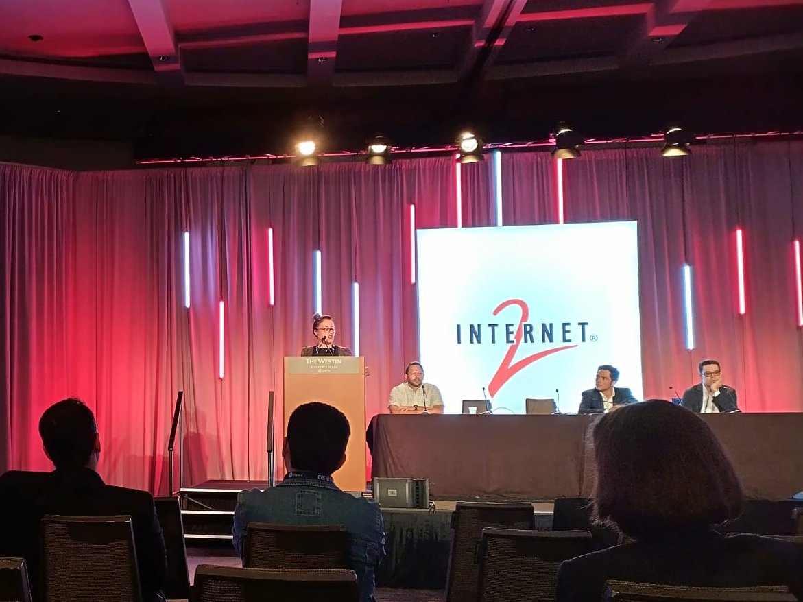 RedCLARA's tweet image. La gerente de Comm y RI de RedCLARA, @cote_pourailly participó en el panel &quot;Partnerships in Action, Globally” de #CommEX23, donde presentó el Proyecto Amig@s, iniciativa para la formación de una comunidad global de RNIEs. La sesión fue dirigida por @alexjbushell, de @CANARIE_Inc.