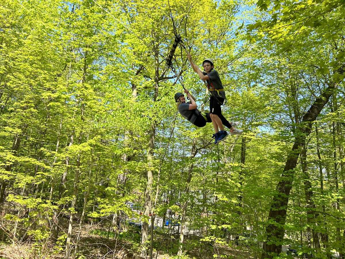Stop 2 was the giant swing. We loved it! <a href="/nbes220/">@NBES220</a> <a href="/law281/">Dr. Lisa West</a> #WeBelong220