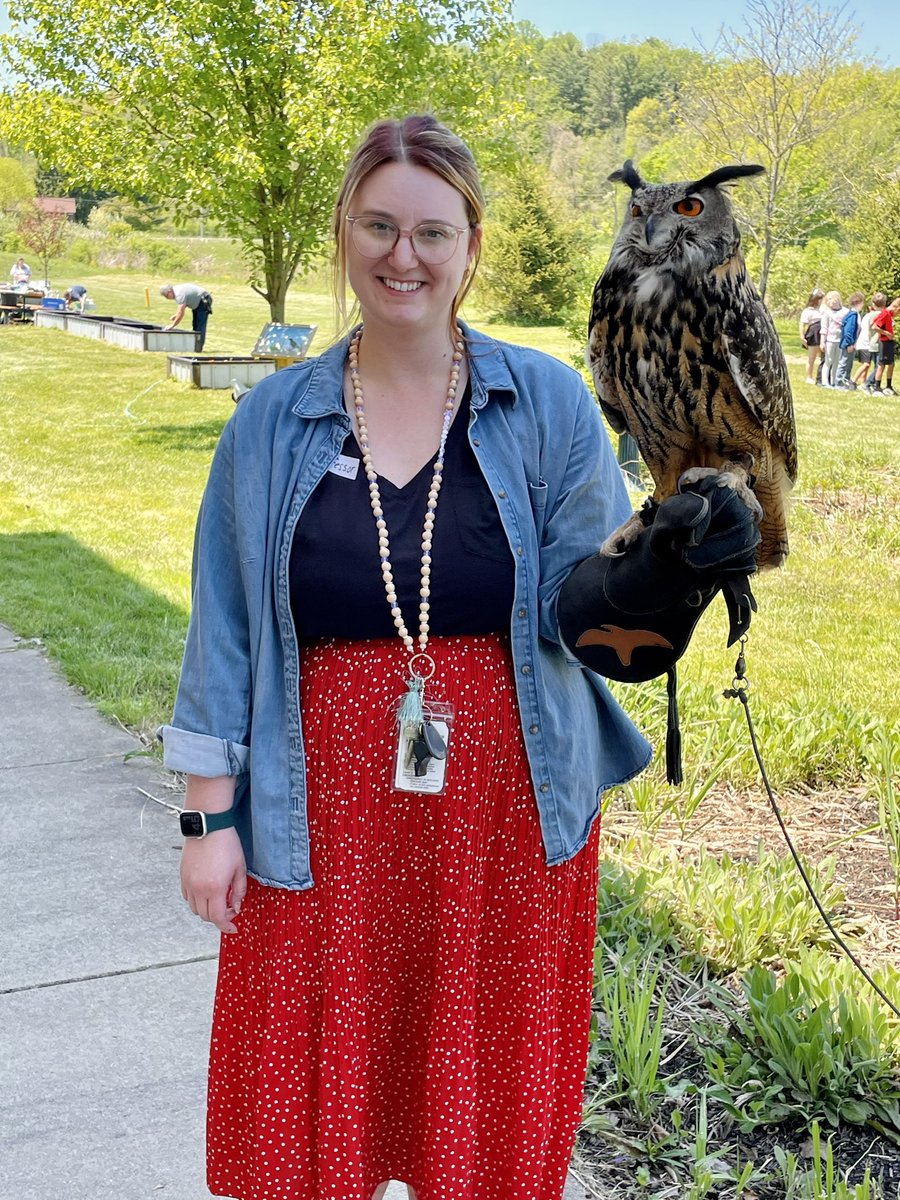 I got to hold an owl at Nature’s Classroom Planting Day! @WeAreLegend_NCS 🦉 💕