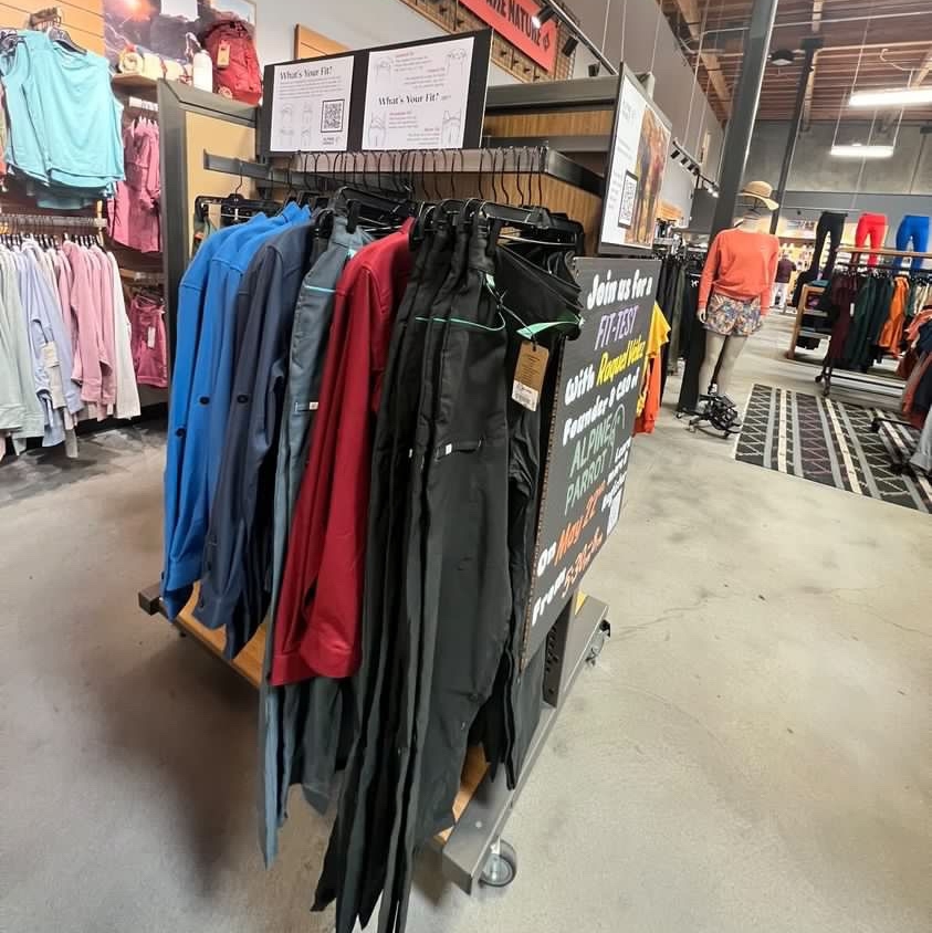 🎉 BIG NEWS AND ANOTHER EVENT!! 🎉

We've launched at our first REI store in Roseville, CA! Sacramento Area friends: come check it out and join us for our next fit testing event on May 22 - rei.com/events/100474/…

#AlpineParrot #APatREI #apFitTesting #OptOutside