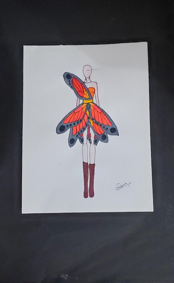 denizbagce's tweet photo. Sana söz yine baharlar gelecek temalı kelebek tasarım çizimim 15 Mayıs'ta memleketimin çiçeklerine kelebek konacak rengârenk
#modatasarim
#stilistlik
#fashiondesigner 
#15mayis
#sanasozyinebaharlargelecek 
@ahvero_official 
#Eurovision 
#butterfly https://t.co/BIYEVIUPUY