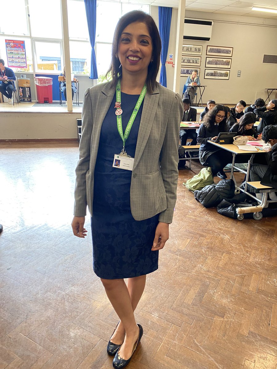 Thank you for a warm welcome to all our volunteers @Careers_HGS @HerschelGrammar @LearningtoWork really appreciated your hospitality to #volunteers from @VMO2News @VMware @amazon. We loved the #safeguarding team’s lanyards - clear to all #stakeholders modelled here by #MrsMalik