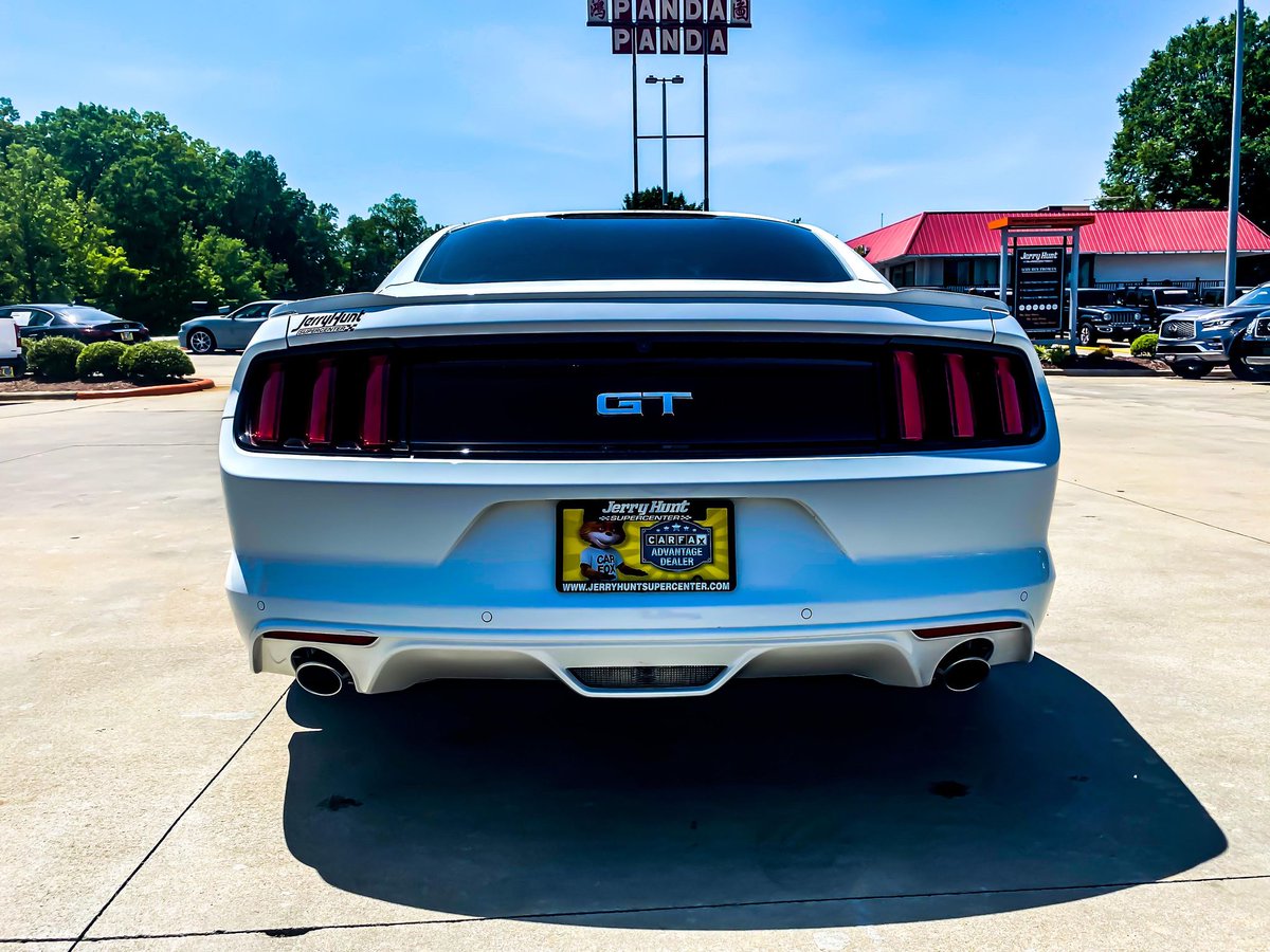 You deserve a 5.0L V8 Ti-VCT engine and we've got a great deal on a low mileage 2015 Ford Mustang GT...just for you. 😉  Details HERE 👇 jerryhuntsupercenter.com/auto/used-2015…

#cars #ford #mustang #drivingculture