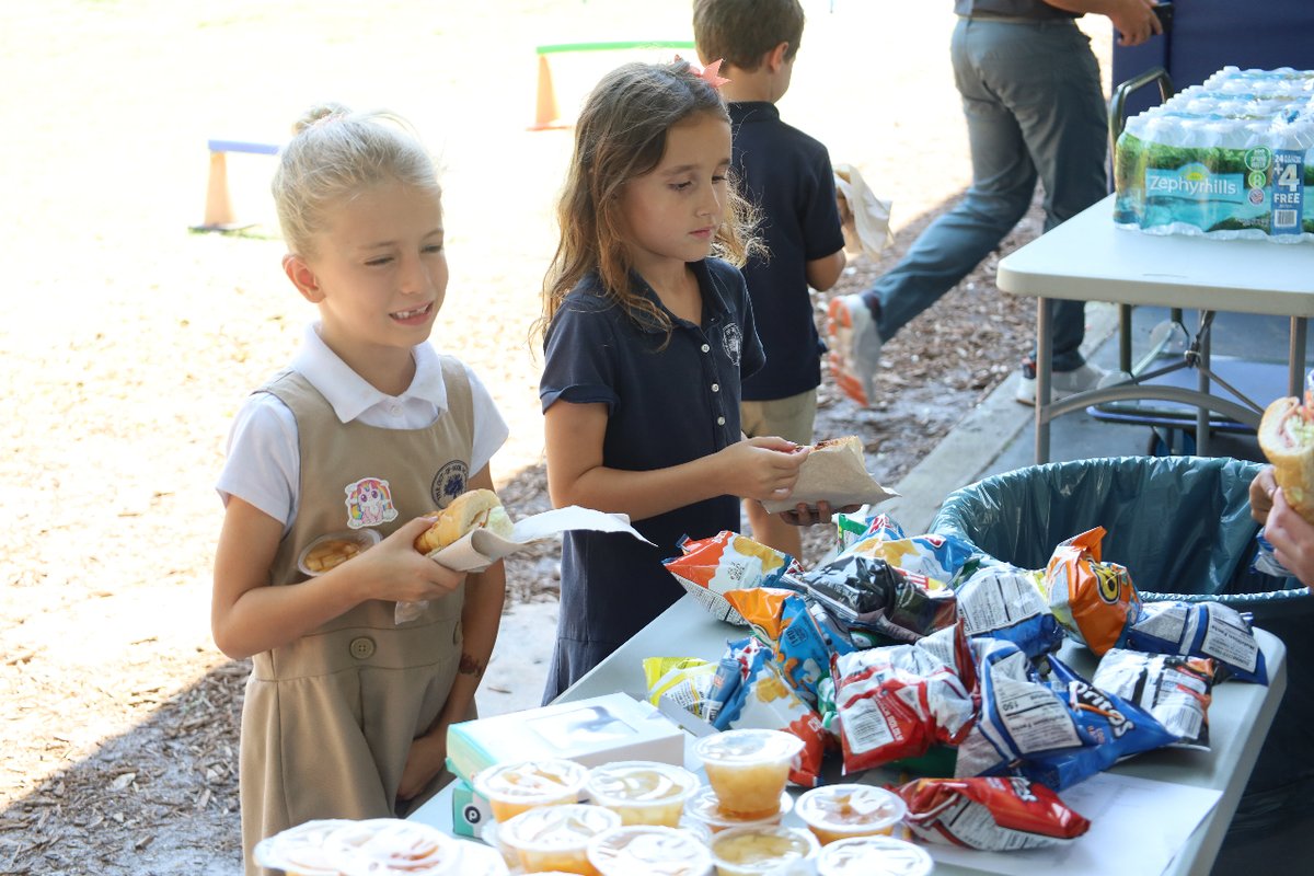 ODA's eighty-one Lower Schoolers who raised $250 or more during the Kids Heart Challenge had a special "Lunch with the Coaches" today! After eating, they enjoyed fun games and activities with Coaches Horr, Pitts, and Young in the Dart Family Pavilion and Coach Young Field. 
#ODA
