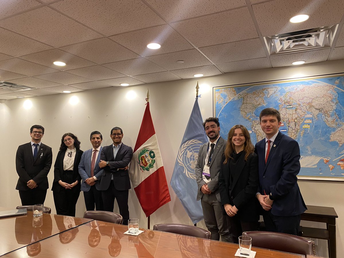 UBAonline's tweet photo. En un evento en el que participaron más de 200 universidades del mundo, un equipo conformado por cuatro estudiantes de la UBA fue elegido como una de las “Delegaciones Destacadas” del National Model United Nations (NMUN), una competencia de simulación de la ONU 👏 https://t.co/idpGQBqc8o