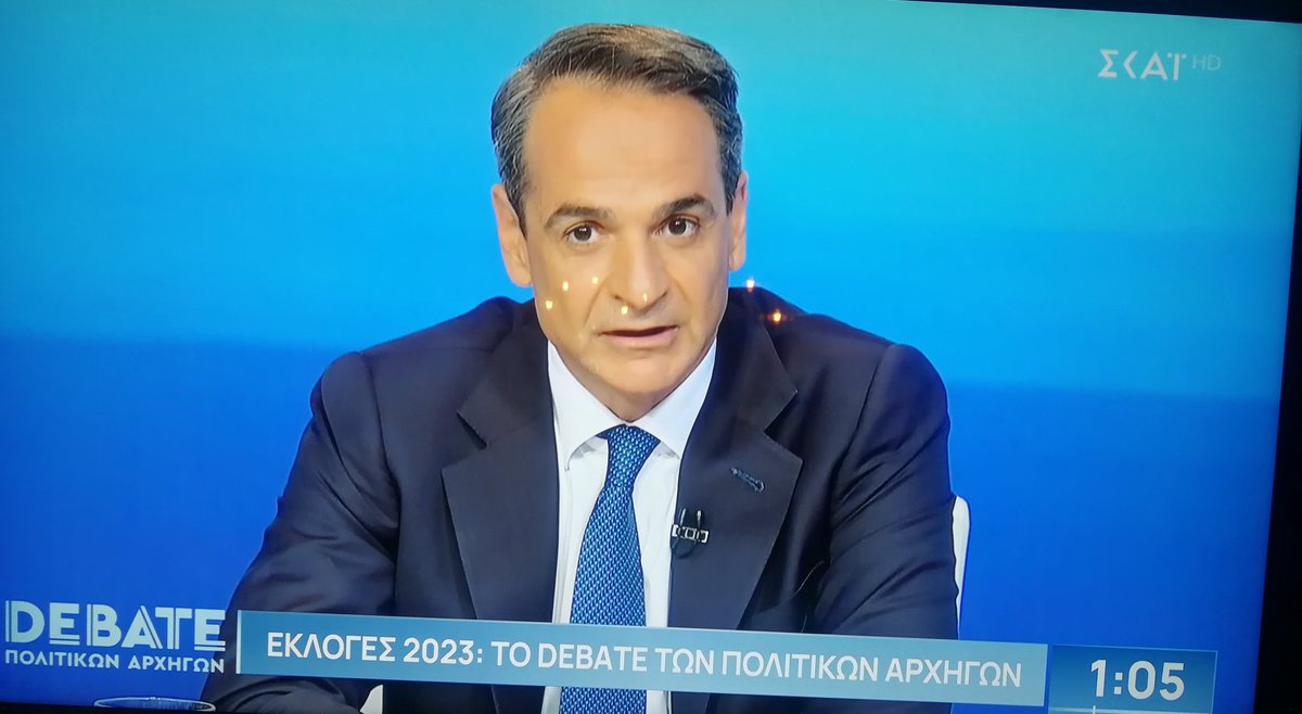 Fotinh5's tweet photo. Μόνο ο Μητσοτακαρος απαντάει!
Αξιολυπητος κ ψεύτης ο Τσίπρας!
Ανδρουλάκης δεν καταλαβαίνει!
Βελόπουλος ηλίθιος ψεκας!
Κουτσουμπας όχι σε όλα!
Βαρουφάκης δεν βγάζεις νόημα!
Ο ΜΗΤΣΟΤΑΚΑΡΟΣ σας γλενταει!!
#ντιμπέιτ 
#Εκλογες_21__Μαιου https://t.co/1OppISJHOJ