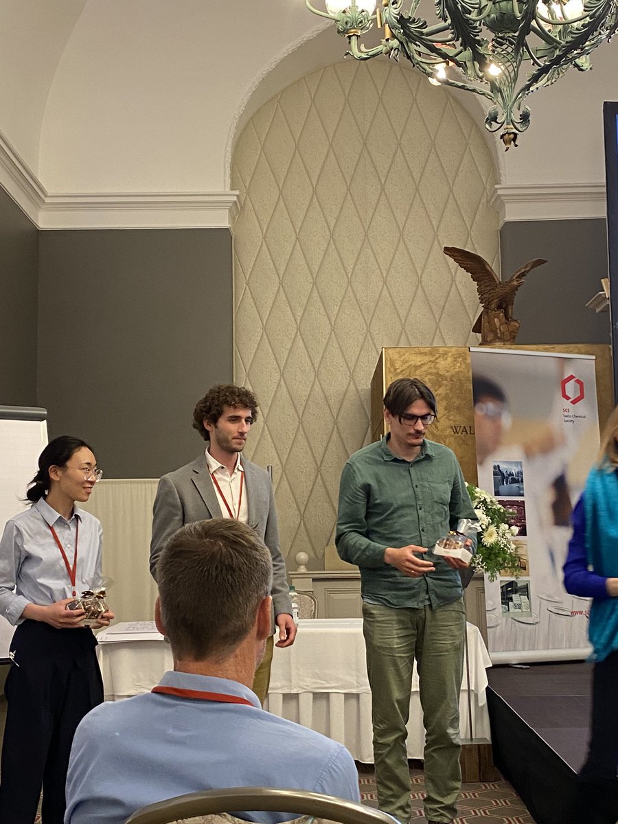 ParadisiResearch (@paradisireslab) on Twitter photo <a href="/DiazKruikP/">Pablo Díaz-Kruik</a> getting a super well deserved thank you together with the other two assistants that did and amazing job at the #buergenstock_conference 2023! <a href="/DiazKruikP/">Pablo Díaz-Kruik</a> getting a super well deserved thank you together with the other two assistants that did and amazing job at the #buergenstock_conference 2023!