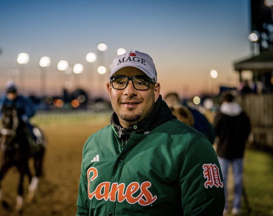 Utbighair's tweet photo. JK + 1 - Ep 42 - Ramiro Restrepo Presented by @Qatar_Racing 

JK and Ramiro chat all things Mage, the Derby, @FasigTiptonCo Timonium, the Preakness, his love for the sport, & the time he ditched @craigb1818 & @DonatoLanni outside a London nightclub!

https://t.co/nx84i3ivFZ

“I like it like that!”