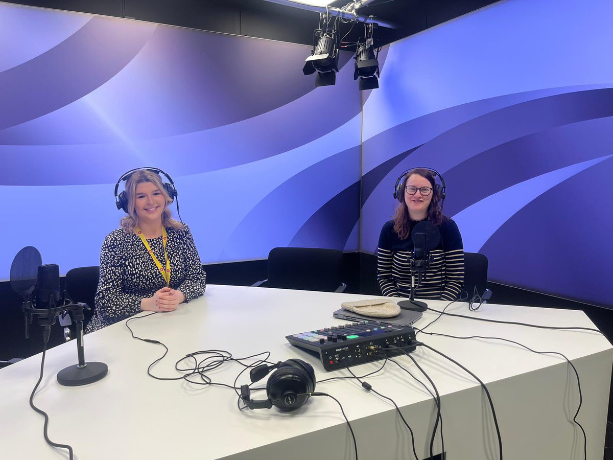 lorrainetansey's tweet photo. Huge thanks to the talented and committed team in CELT for their support today in the gorgeous @uniofgalway studios. @blanethmcsharry @GraMcGrath Great fun recording voice over for @Cellexplorers information video #volunteer #civicskills https://t.co/CKWPdJUJLi