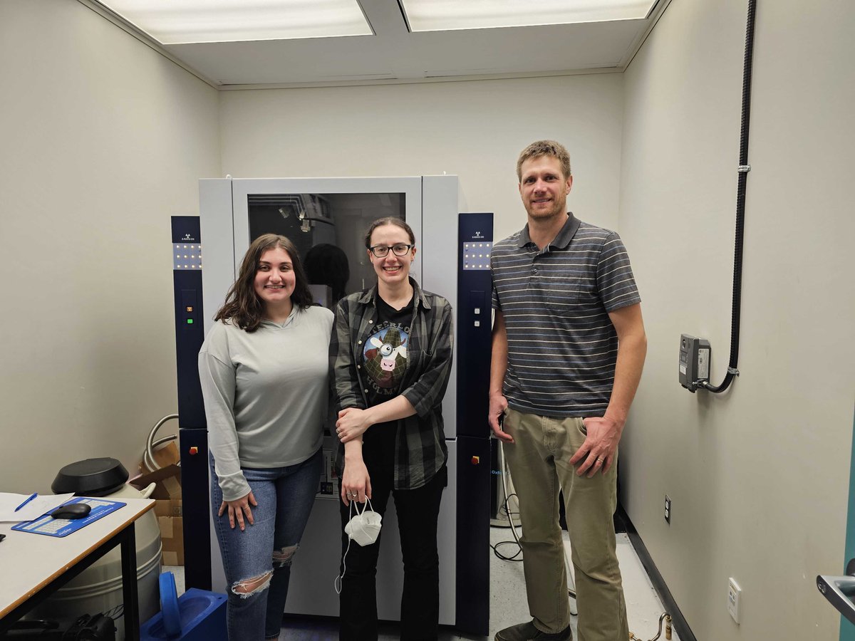 #OnTheBeamlines Researchers @DalhousieU are using our CMCF beamline with the aim of gathering beneficial data for #cancer drug design and the treatment of intestinal parasites. Full Story: bit.ly/3UdO8LF
Thanks to @NSERC_CRSNG @SSHRC_CRSH for funding this research.