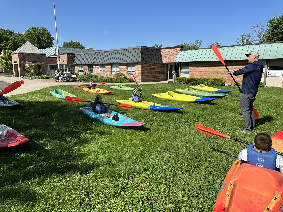We had a blast with our visitors today! Bill Schroeder, the author of Smallmouth Sonny came to discuss his book with us and Mr. and Mrs. Bersani taught us all about animals along the Little Miami River and kayak safety!