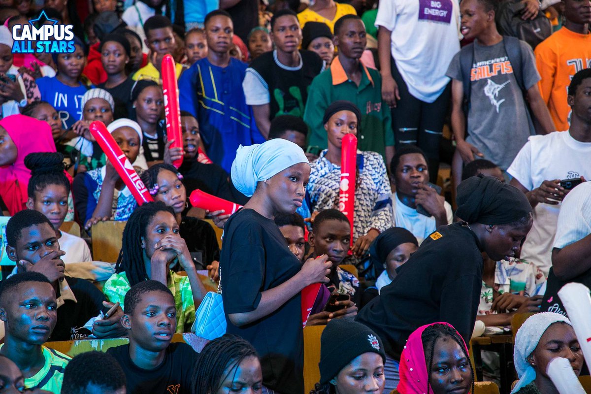 the_smallie's tweet photo. See as Federal Poly Offa be like concert😂🔥
@AirtelNigeria even upgrade people sim to 4g for there and people win plenty things too all thanks to Itel and @SmoovChapman_NG 🫡
Dem say na Akanu Ibiam poly dem dey go next!🚀🥳
#itelinOffaPoly
#itelCampusAllstars https://t.co/jV6lXCkEod
