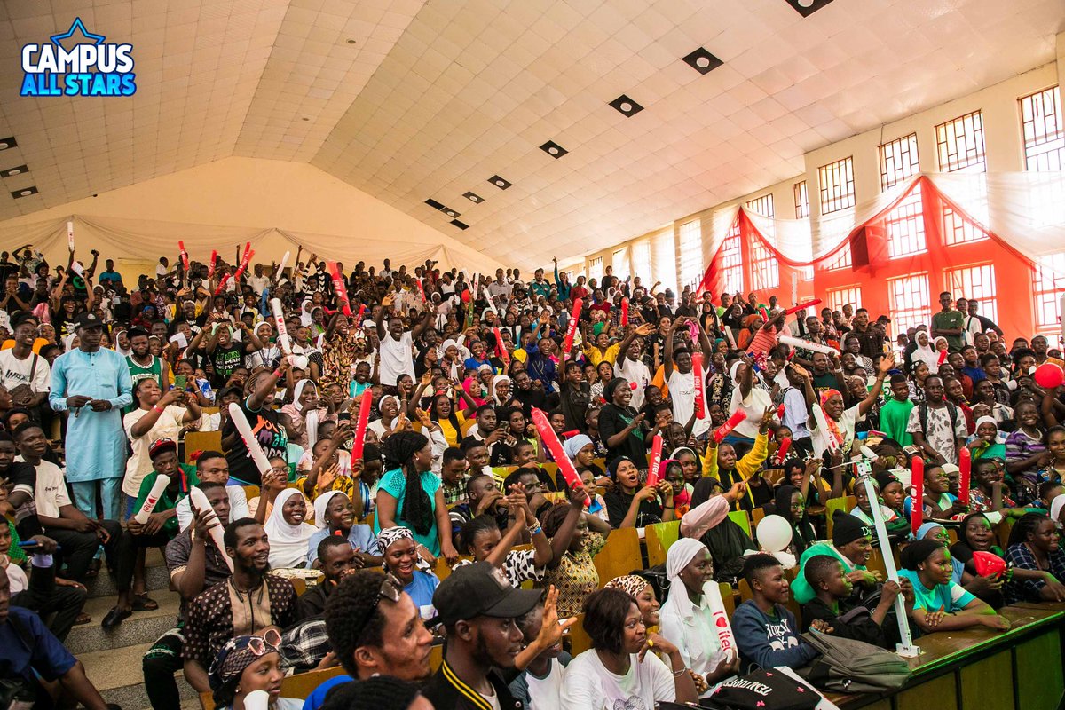 the_smallie's tweet photo. See as Federal Poly Offa be like concert😂🔥
@AirtelNigeria even upgrade people sim to 4g for there and people win plenty things too all thanks to Itel and @SmoovChapman_NG 🫡
Dem say na Akanu Ibiam poly dem dey go next!🚀🥳
#itelinOffaPoly
#itelCampusAllstars https://t.co/jV6lXCkEod