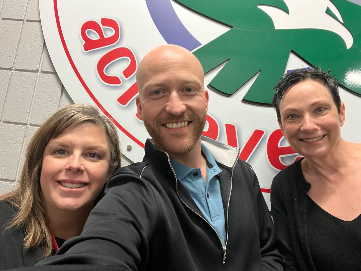 RosemontCBE's tweet photo. Hand to heart and many thanks to Principal Bose for hosting us this afternoon. Love of learning and knowing each child is evident. Way to go @VistaHeightsCBE!  #weareCBE @AbbeydaleCBE https://t.co/CqRyoNKoYz