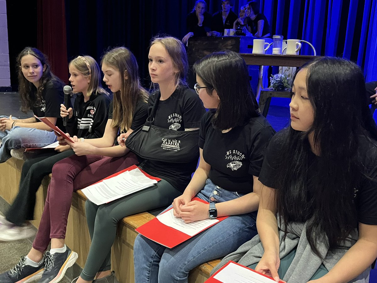angidonen's tweet photo. So proud of my SMMHS MS StuCo for their hard work with the 5th Grade Visit  Day! Welcome Rising Eagles! #SMMHSsoars https://t.co/Ts1twxums9