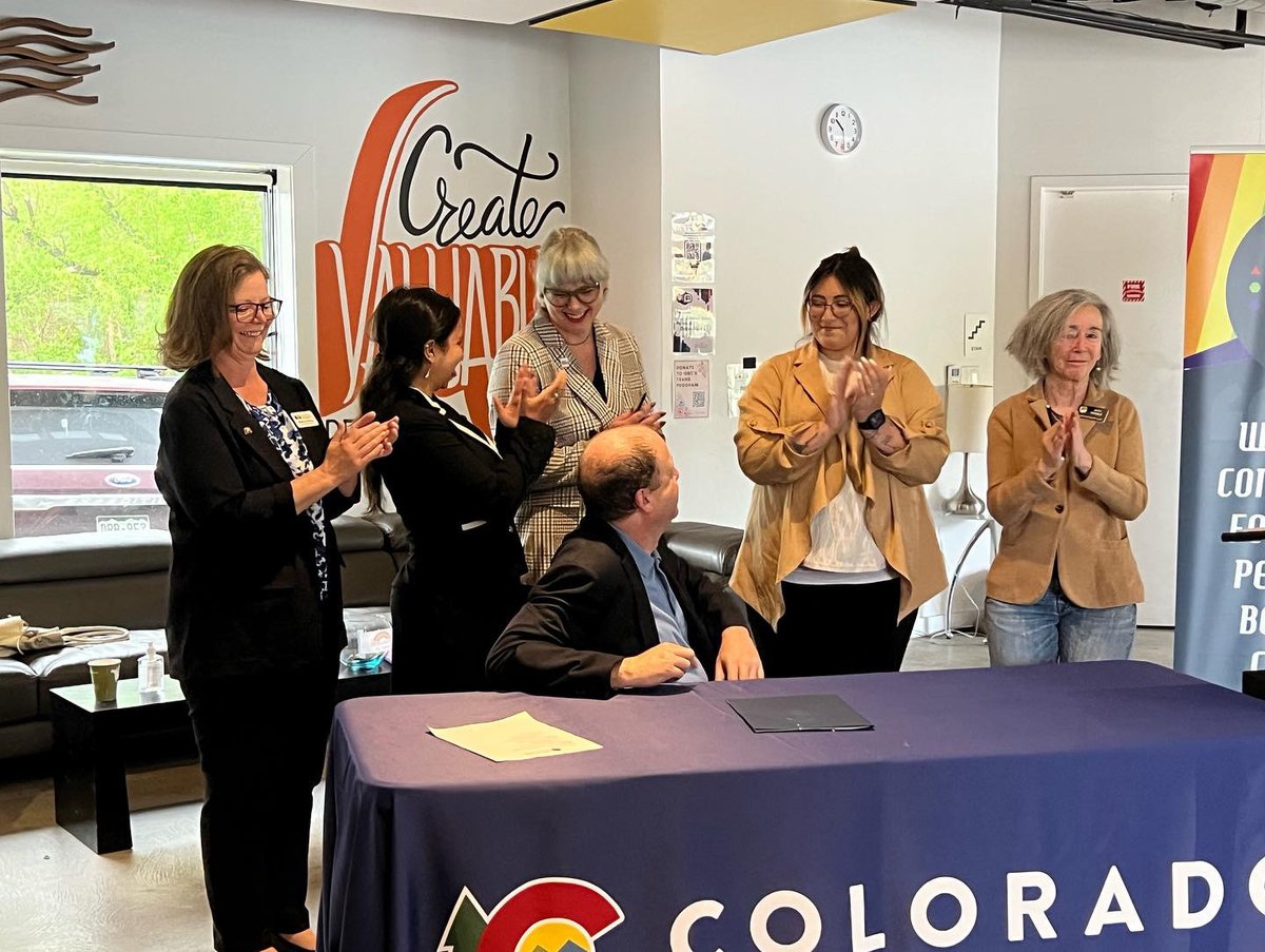 YoungInvincible's tweet photo. #YICO's Sarah Staron attended the bill signing for HB23-1243! 

This bill requires robust community engagement in identifying local health equity priorities for hospital community benefit spending &amp; strengthens reporting measures which helps bridge #HealthCare gaps in CO! #COLeg https://t.co/zpn7QPxuso