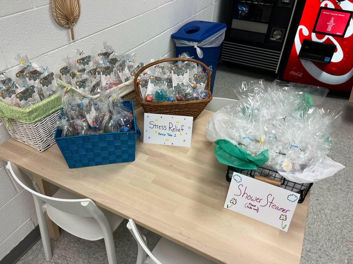 Woodburn Elementary School tweet media