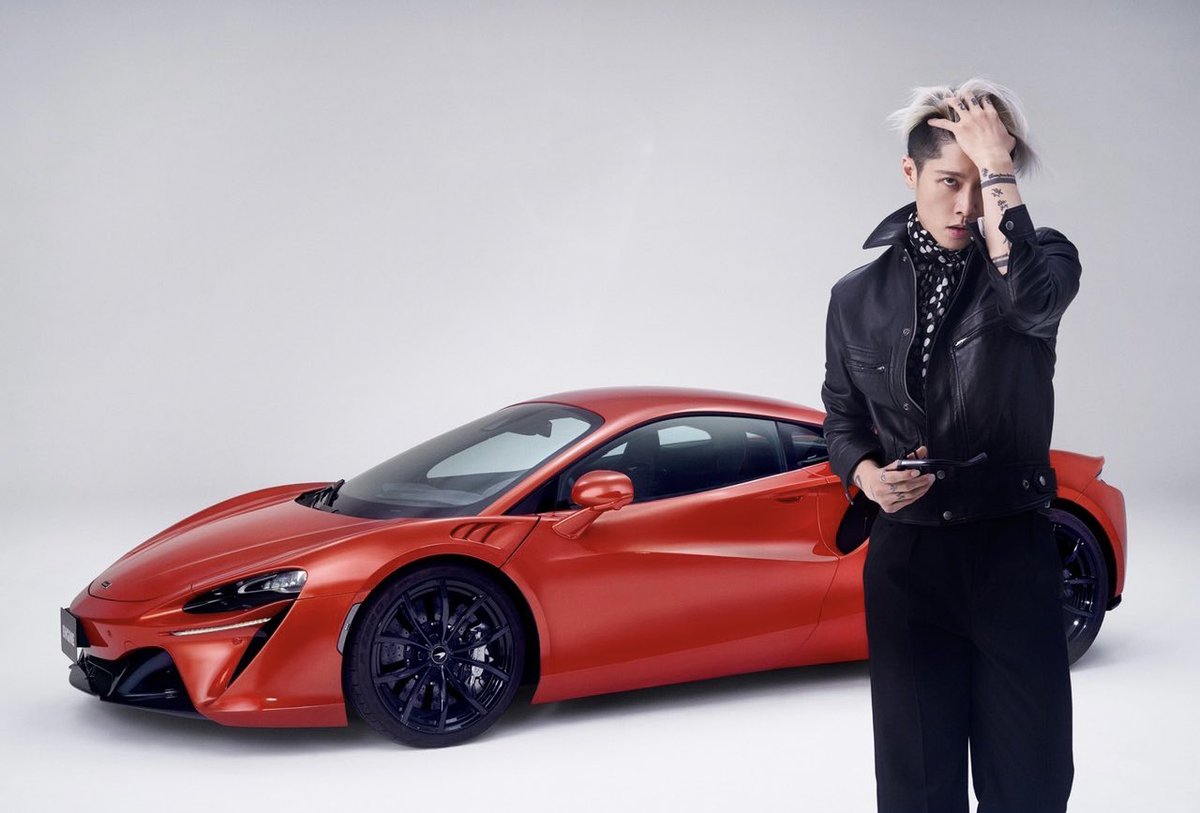 MIYAVI_OFFICIAL's tweet photo. The future has arrived.

@McLarenAuto 

#McLaren
#Artura https://t.co/r8xIaam0kR
