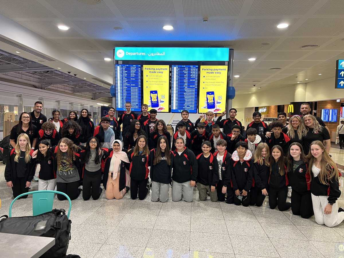 DESCGeography's tweet photo. All checked in and ready to board ✅
#DESCtrips 
#DESCtrips2023
#DESCIceland 
#GrowAtDESC https://t.co/fSM3JEnFYS