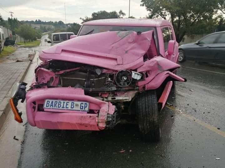 Man’s NOT Barry Roux tweet media